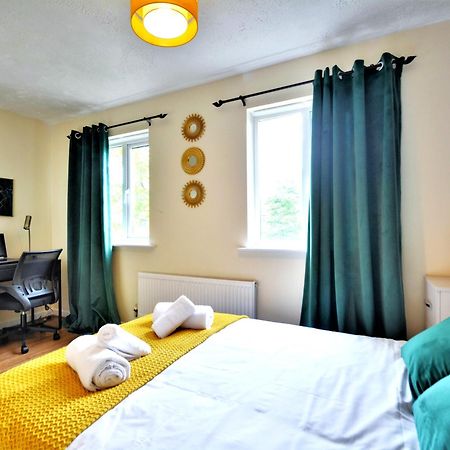 Manchester Townhouse By Bevolve - 4 Bedrooms - Free Parking Kültér fotó
