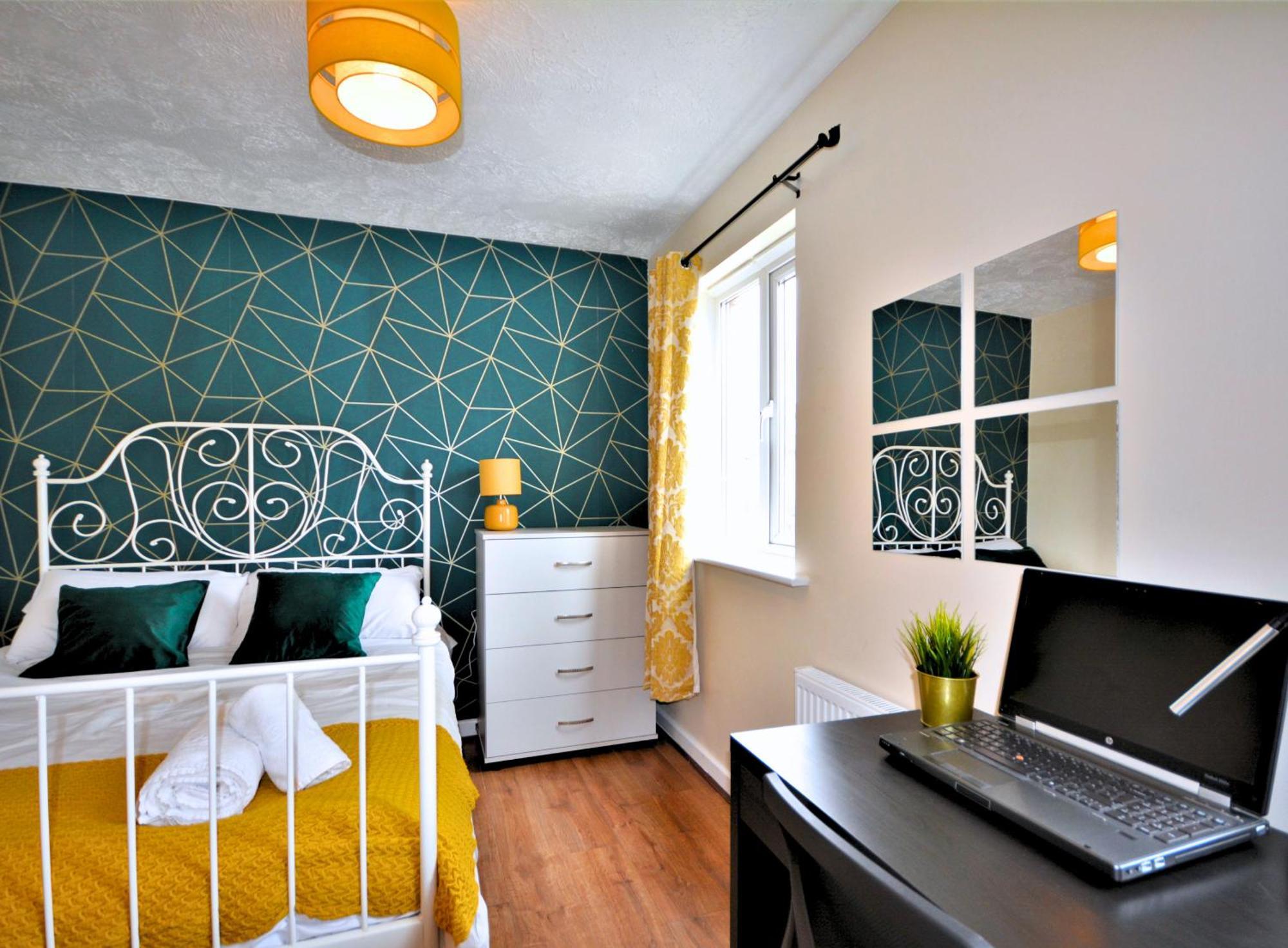 Manchester Townhouse By Bevolve - 4 Bedrooms - Free Parking Kültér fotó