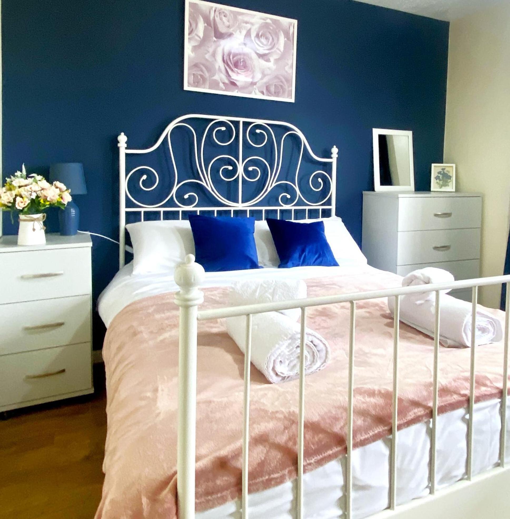 Manchester Townhouse By Bevolve - 4 Bedrooms - Free Parking Kültér fotó